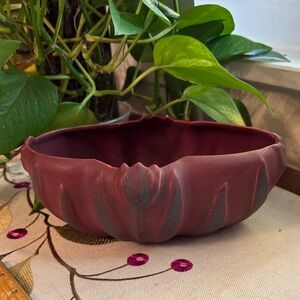 Van Briggle Tulip Bowl Oval Mulberry